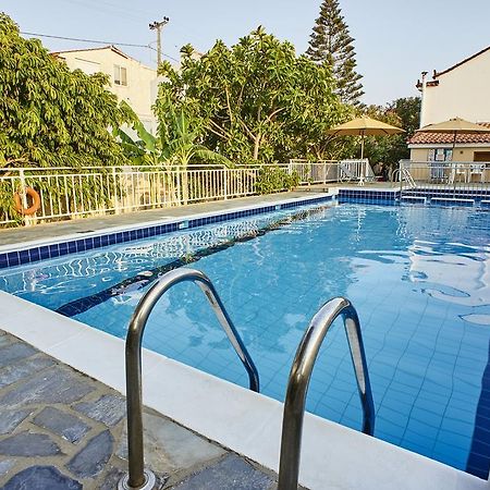 Christinantzela Apartments Κοκκάρι Εξωτερικό φωτογραφία
