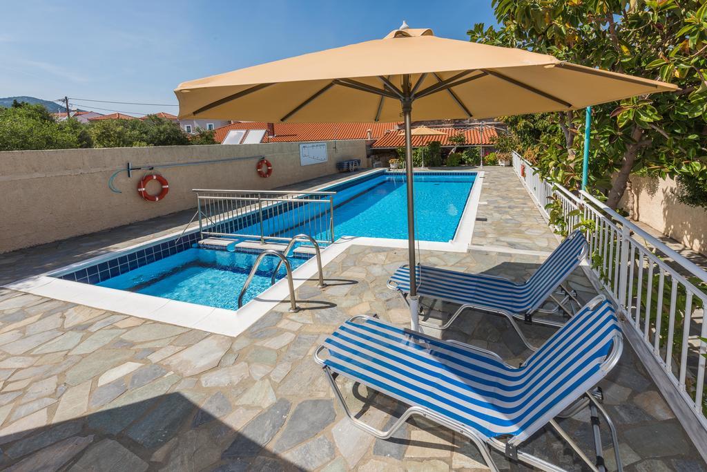 Christinantzela Apartments Κοκκάρι Εξωτερικό φωτογραφία